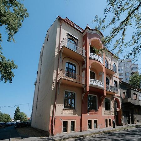 Bluesky Ultra-Central Premium Apartment Oradea Extérieur photo